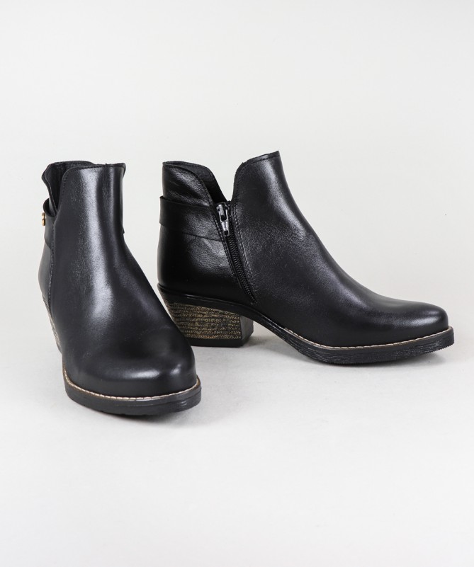 Botas de Mulher Ginova com Fecho